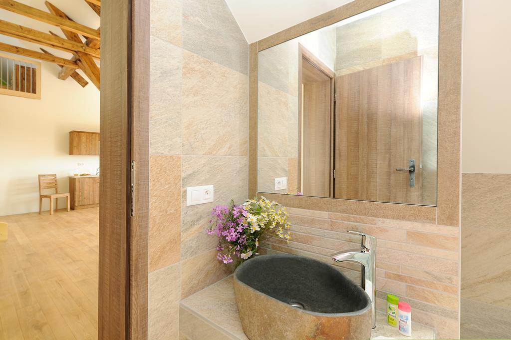 Hôtel Ranc Milovice à Milovice  Extérieur photo