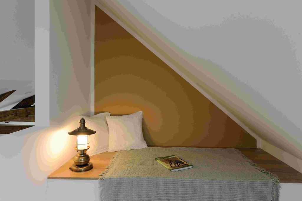 Hôtel Ranc Milovice à Milovice  Extérieur photo